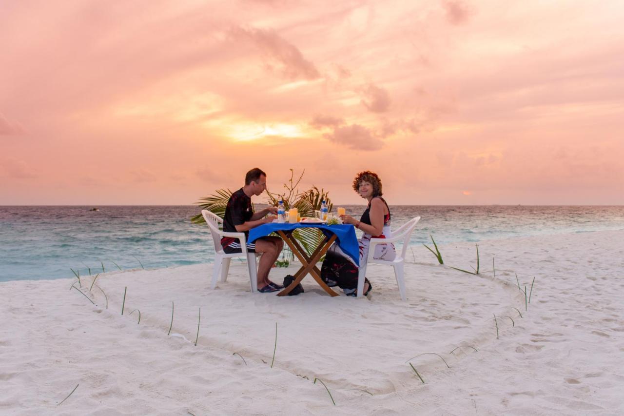 Ukulhas Beach Inn Buitenkant foto