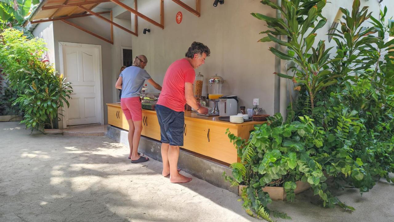 Ukulhas Beach Inn Buitenkant foto
