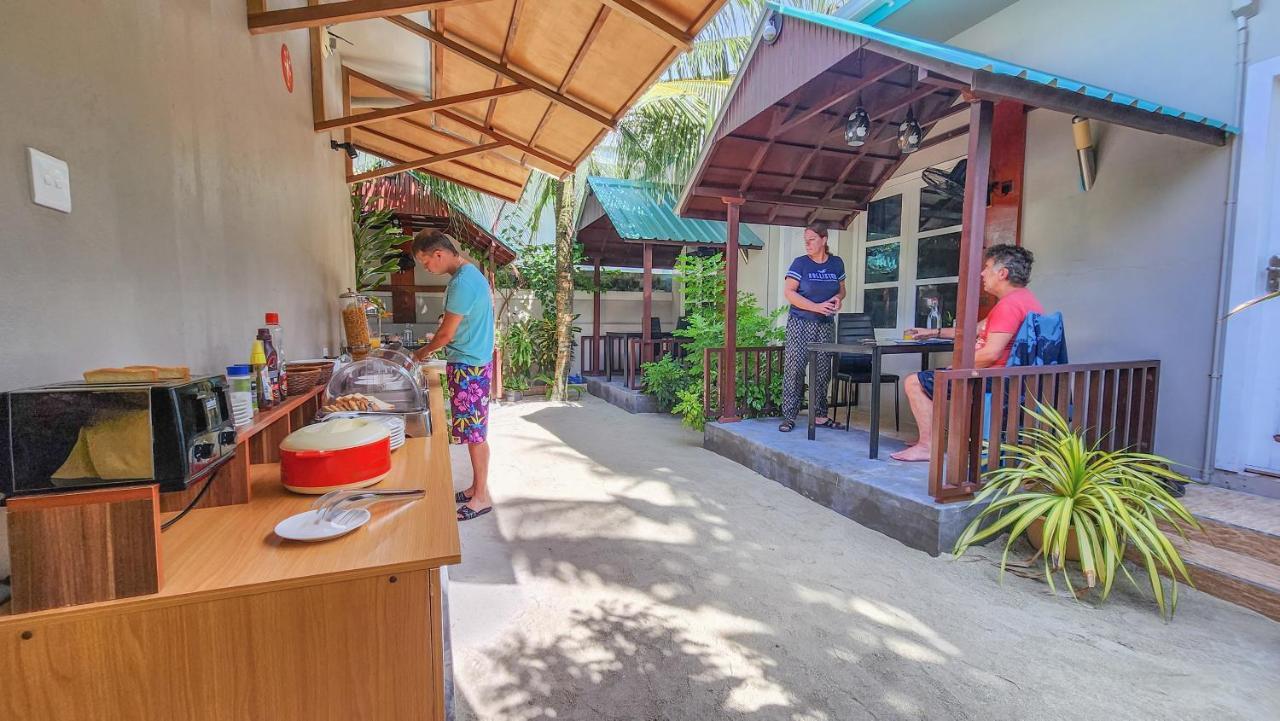 Ukulhas Beach Inn Buitenkant foto